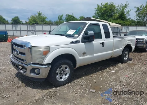 2011 Ford F-250 Xlt из США, поврежденный, VIN 1FT7X2AT3BEC33228